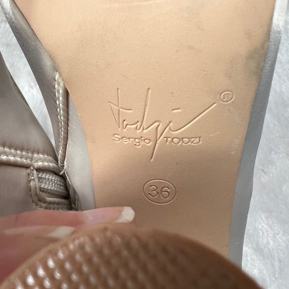 Sergio Todzi Satin Fitted Ivory Pointed Toe Ankle Zipper Boots Size 36 - Picture 8 of 14